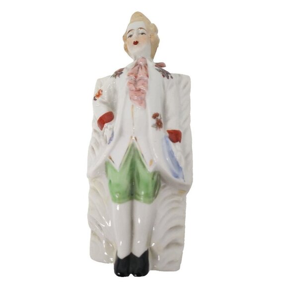 Vintage Colonial Man White Porcelain Wall Pocket Planter Vase Made in Japan - Picture 1 of 10